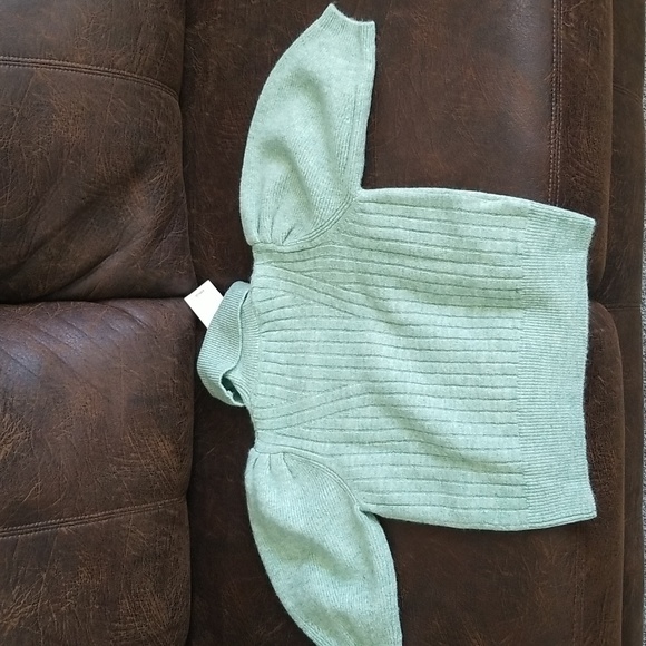 Cute Mango Light Green Princess Puffed Sleeve Barbie Crop Sweater XS - Picture 4 of 11